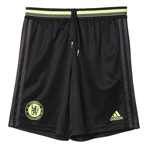 chelsea training shorts.